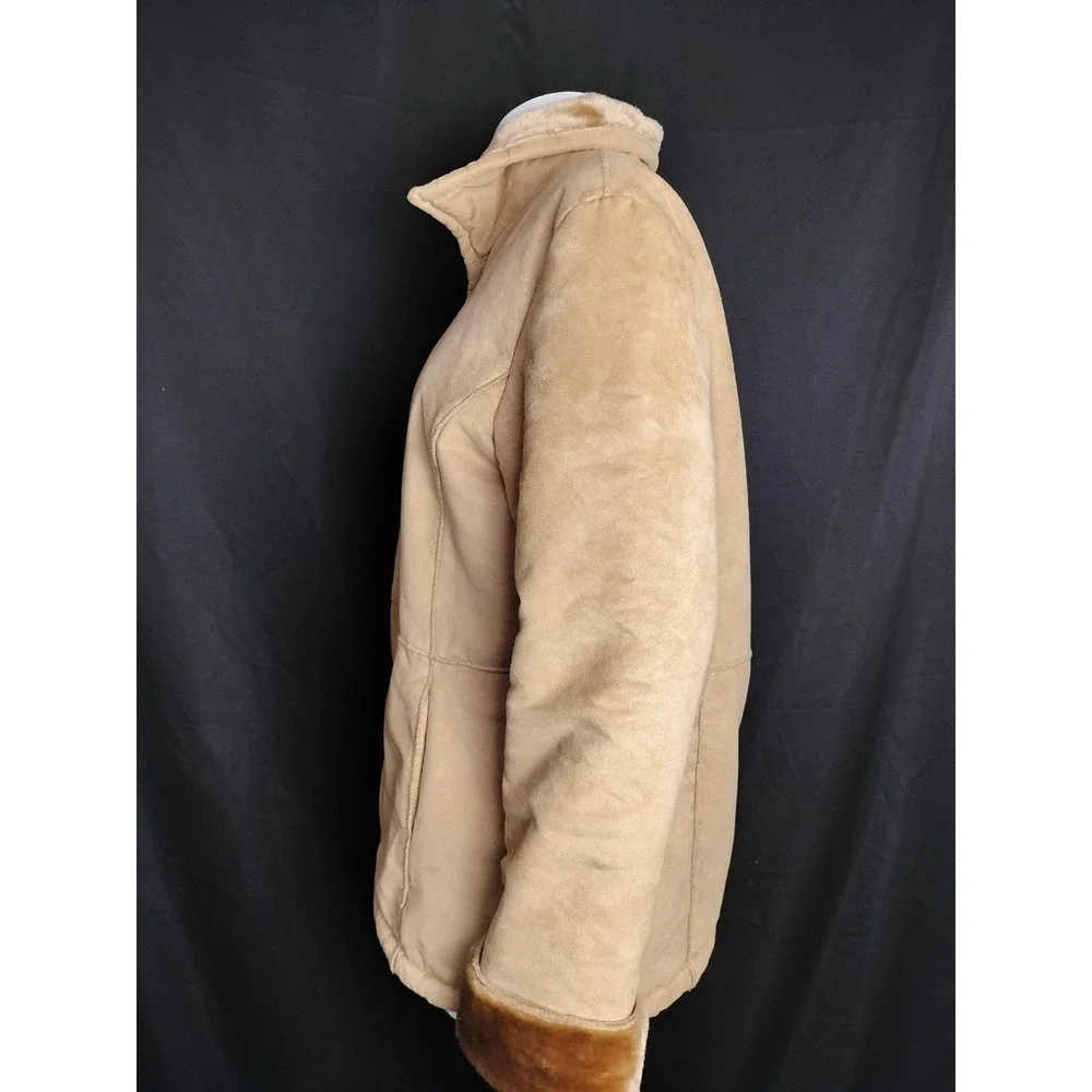 Women's LG coat faux suede fur camel brown 90's vibes warm cozy FLAW